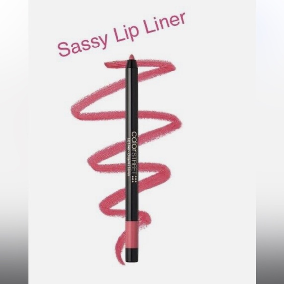 Color Street Lip Liner - Sassy - Picture 1 of 4